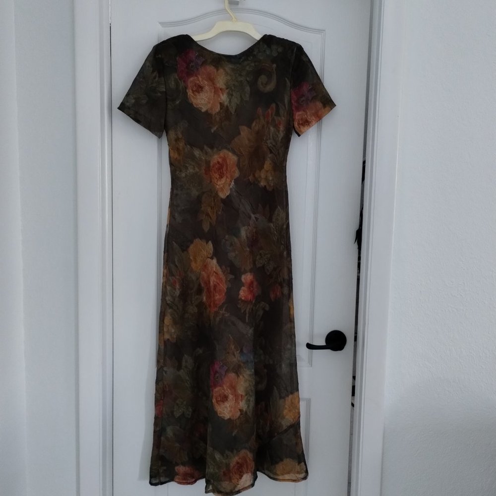 Dress - Picture 2 of 2